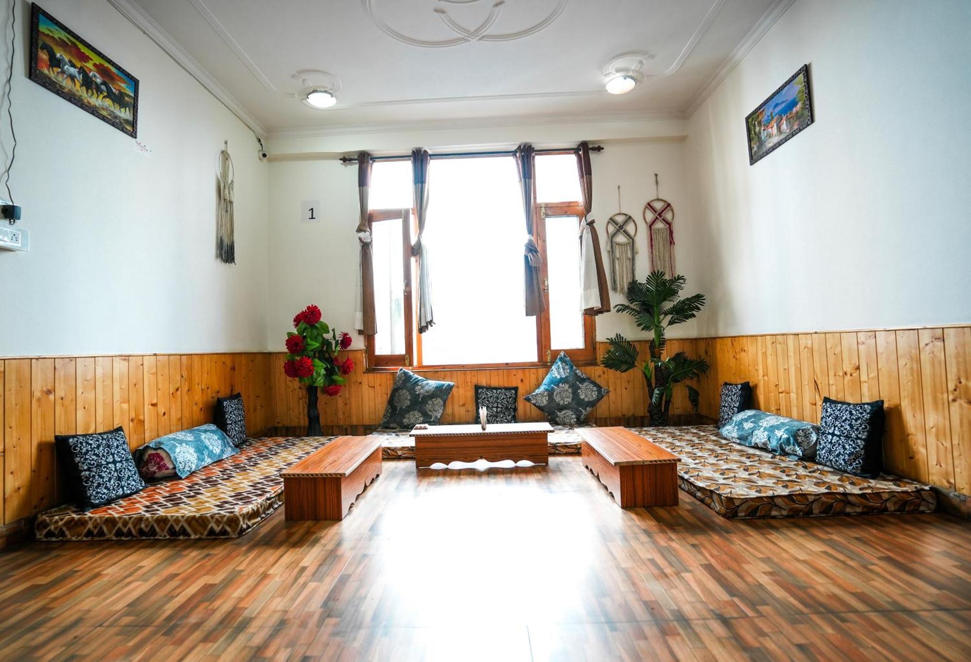 Zen Villa Manāli Exterior foto
